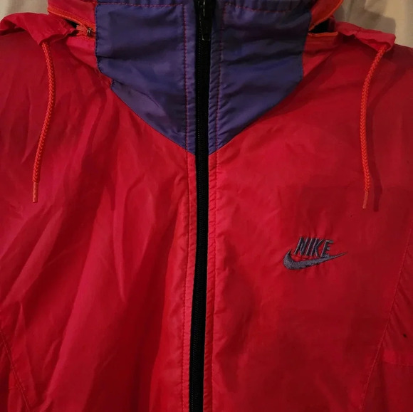 Retro Nike Windbreaker Jacket Red Black Full Zip Vintage 90s Tracksuit Style - Picture 10 of 10